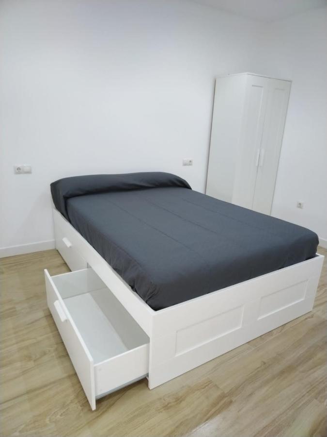 Castro Suites Osuna Buitenkant foto