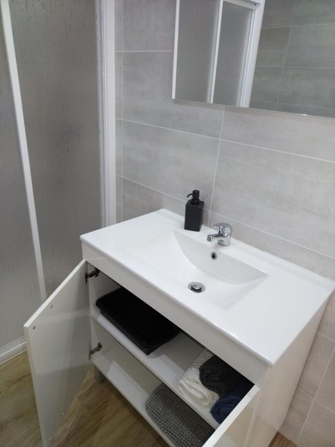 Castro Suites Osuna Buitenkant foto