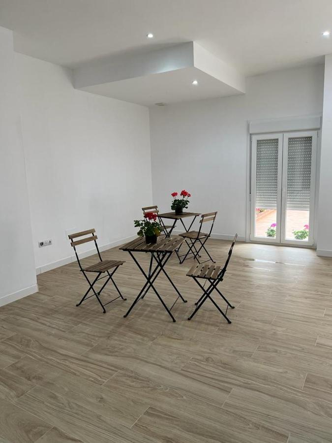 Castro Suites Osuna Buitenkant foto