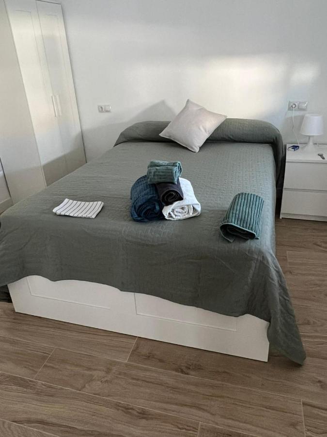 Castro Suites Osuna Buitenkant foto